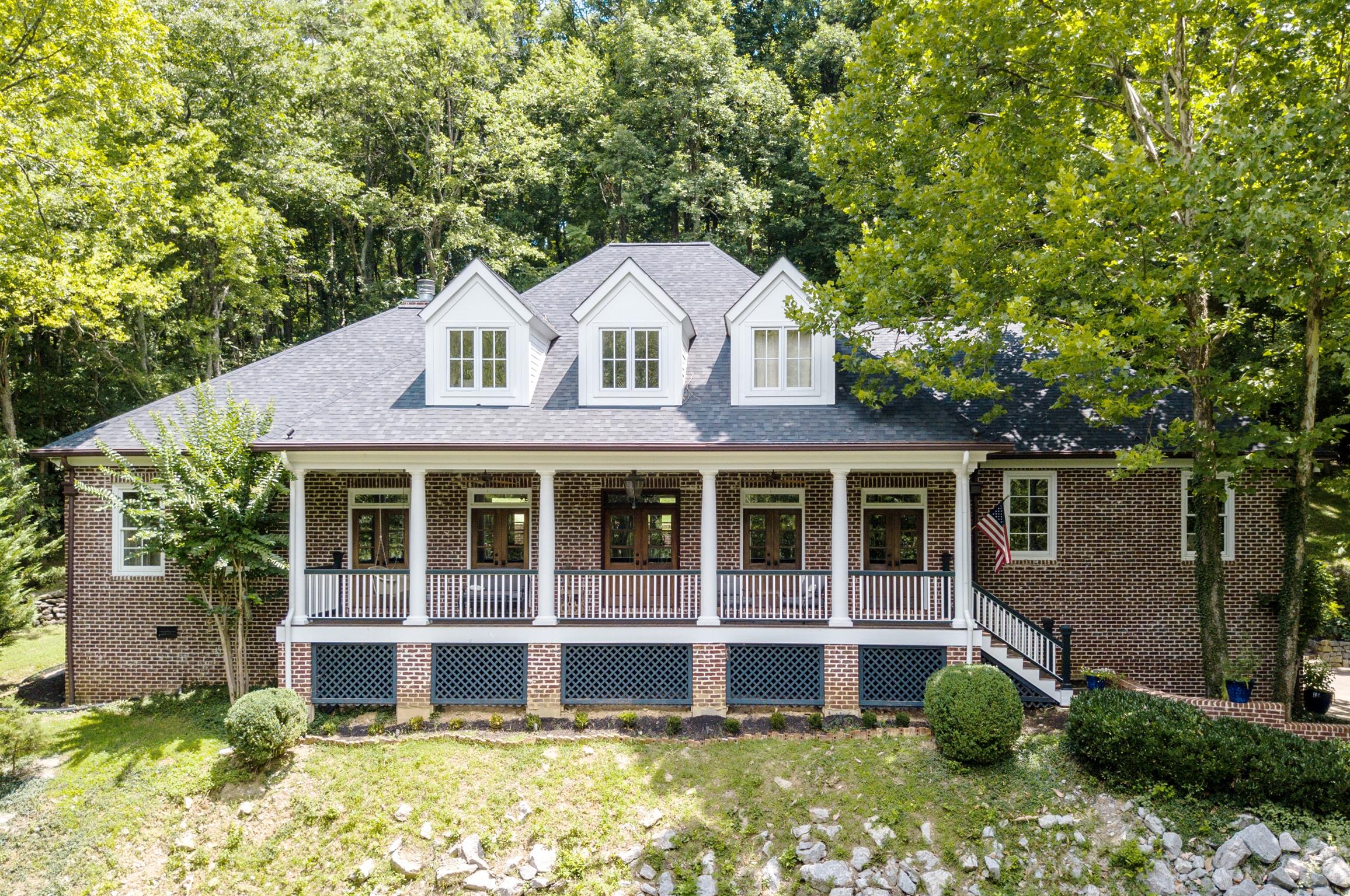 Listing Highlight: 2384 N Berrys Chapel Rd.