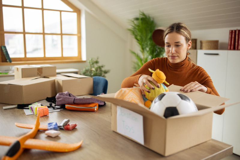 Packing toys